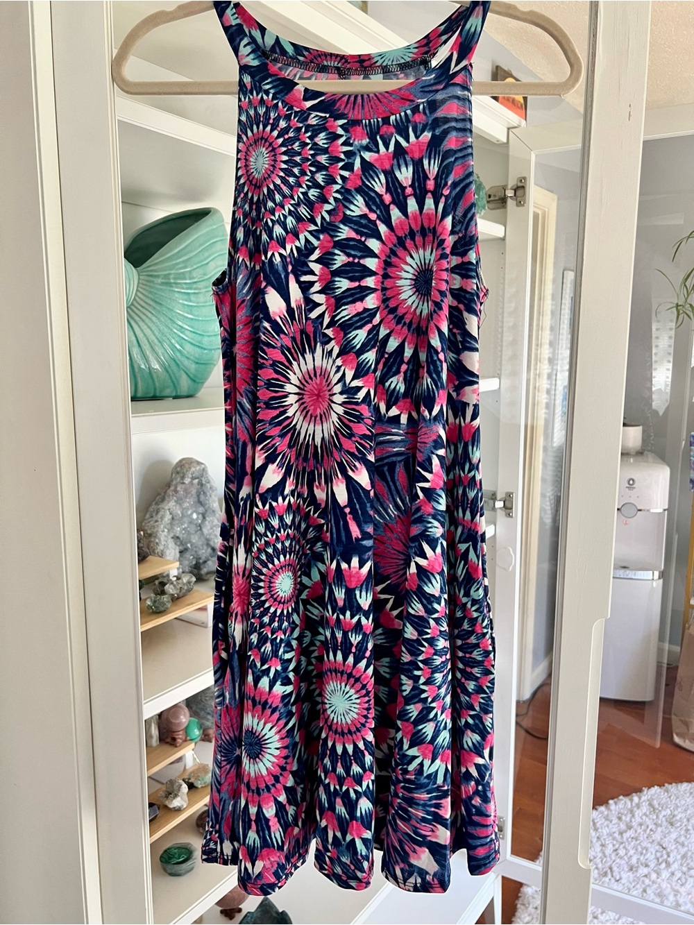 NWOT Sleeveless Floral Burst Dress in Navy and Pink, Size Medium